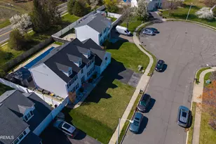 53 Crater Lake Rd, Howell Township, NJ 07731 - Photo 5