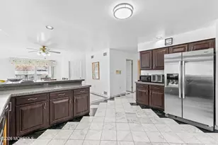 35 Trish Ct, Matawan, NJ 07747 - Photo 17