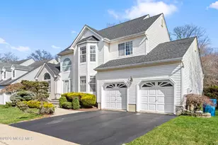 35 Trish Ct, Matawan, NJ 07747 - Photo 3