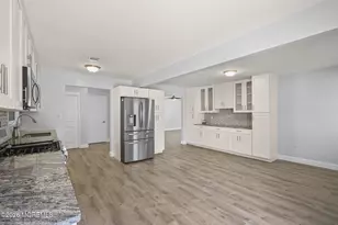 6 Rockwell Cir, Marlboro Township, NJ 07746 - Photo 9