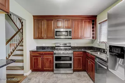 611 S Laurel Avenue, Hazlet Township, NJ 07730 - Photo 21