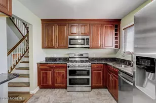 611 S Laurel Ave, Hazlet Township, NJ 07730 - Photo 21