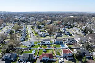 611 S Laurel Ave, Hazlet Township, NJ 07730 - Photo 39