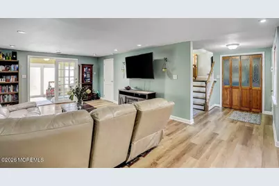 611 S Laurel Avenue, Hazlet Township, NJ 07730 - Photo 9