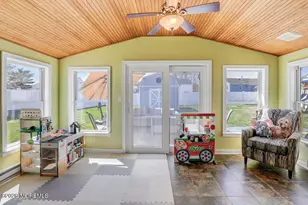 611 S Laurel Ave, Hazlet Township, NJ 07730 - Photo 11