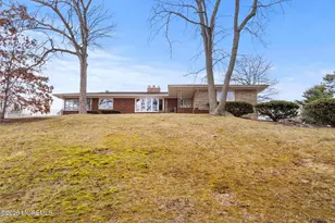 864 Breezy Oaks Dr, Toms River Township, NJ 08753 - Photo 1