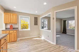 78 Liberty Pl, Hazlet Township, NJ 07734 - Photo 11