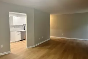 140 Amberly Dr, Englishtown, NJ 07726 - Photo 5