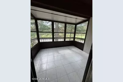 140 Amberly Drive #J, Englishtown, NJ 07726 - Photo 3