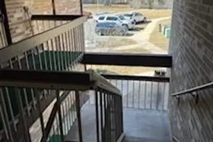 140 Amberly Dr, Englishtown, NJ 07726 - Photo 13