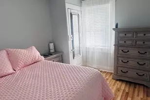 402 Maple Dr, Belford, NJ 07718 - Photo 9