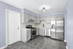 6 Stowe Ct, Freehold, NJ 07728 - Photo 11