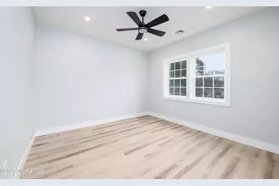 243 Virginia Avenue, Port Monmouth, NJ 07758 - Photo 9