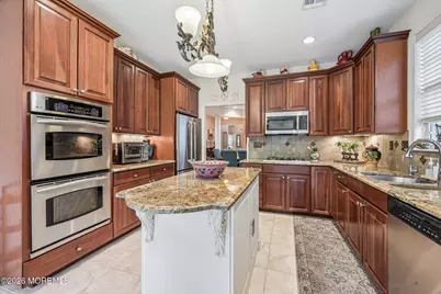 202 Scarborough Way, Marlboro Township, NJ 07746 - Photo 15