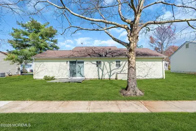22 Farnworth Close #1000, Freehold, NJ 07728 - Photo 33