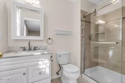 22 Farnworth Close #1000, Freehold, NJ 07728 - Photo 31