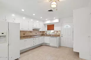 404A Picardy Ct, Lakewood, NJ 08701 - Photo 7