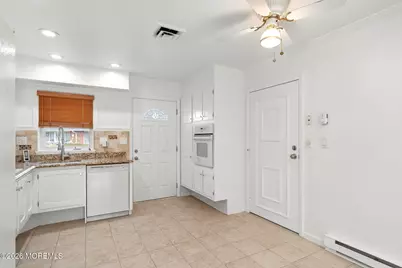 404A Picardy Court, Lakewood, NJ 08701 - Photo 7