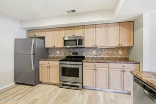 26 Forrest Ct, Tinton Falls, NJ 07753 - Photo 13