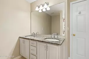 26 Forrest Ct, Tinton Falls, NJ 07753 - Photo 23