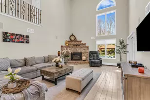 12 Red Fox Run, Manalapan Township, NJ 07726 - Photo 17