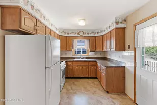 13 Thornton Rd, Toms River Township, NJ 08757 - Photo 9