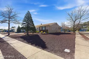 13 Thornton Rd, Toms River Township, NJ 08757 - Photo 3