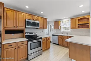 20 Weldon Rd, Matawan, NJ 07747 - Photo 13