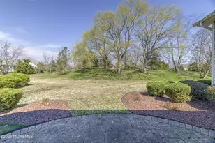 17 E Sagamore Dr, Farmingdale, NJ 07727 - Photo 27