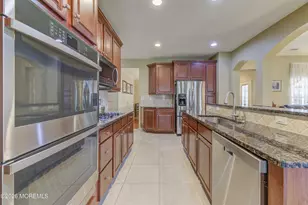 17 E Sagamore Dr, Farmingdale, NJ 07727 - Photo 9
