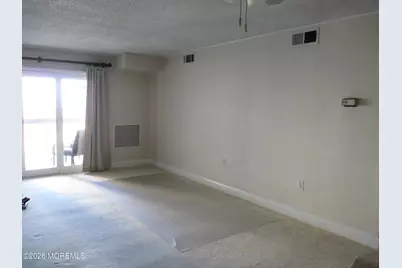 32 Center Avenue #14, Atlantic Highlands, NJ 07716 - Photo 7