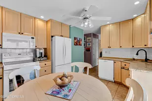 17 Devon Dr, Manalapan Township, NJ 07726 - Photo 19