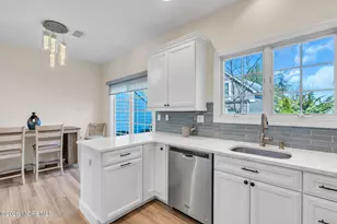 302 Villa Dr, Long Branch, NJ 07740 - Photo 11