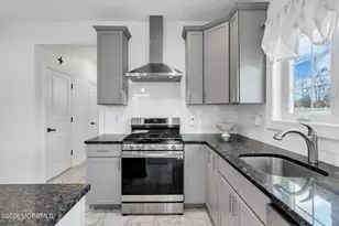 32 Tasha Ln, Howell Township, NJ 07731 - Photo 31