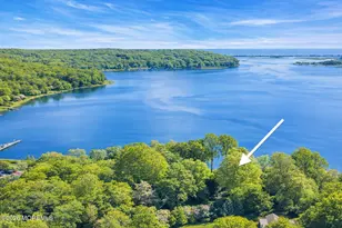 942 Navesink River Rd, Middletown, NJ 07760 - Photo 1