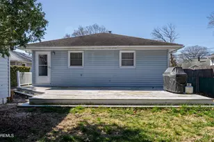 1009 Burnt Tavern Rd, Point Pleasant, NJ 08742 - Photo 3