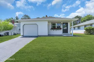 404 Jamaica Blvd, Toms River Township, NJ 08757 - Photo 3