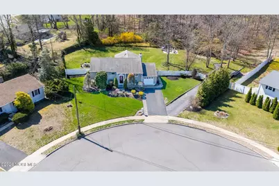 2 Darien Circle, Howell Township, NJ 07731 - Photo 43