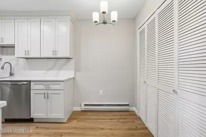 18 Pine Cluster Circle #H, Manalapan Township, NJ 07726 - Photo 5