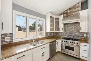 1057 Savannah St, Toms River Township, NJ 08753 - Photo 7