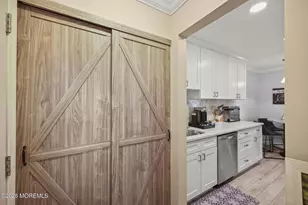 72 Overlook Way, Englishtown, NJ 07726 - Photo 3