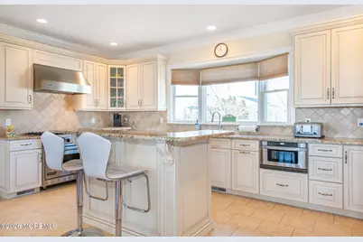 703 Ocean Avenue, Point Pleasant Beach, NJ 08742 - Photo 5