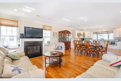 703 Ocean Avenue, Point Pleasant Beach, NJ 08742 - Photo 3