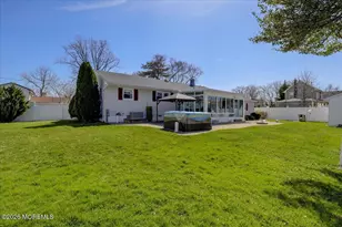 194 Park Pl, Belford, NJ 07718 - Photo 25