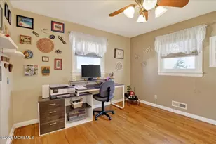 194 Park Pl, Belford, NJ 07718 - Photo 11