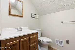 5 Berkshire Dr, Howell Township, NJ 07731 - Photo 13