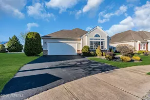 6 Castile Ct, Manchester Township, NJ 08759 - Photo 5