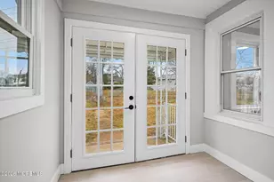 8 Newman St, Hazlet Township, NJ 07734 - Photo 11