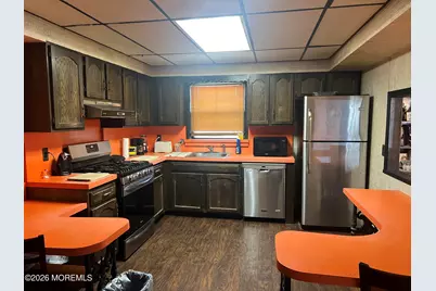 571 Hopping Road, Belford, NJ 07718 - Photo 5