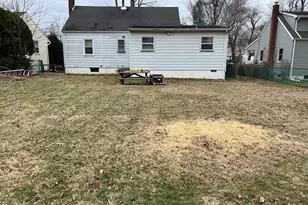 571 Hopping Rd, Belford, NJ 07718 - Photo 21